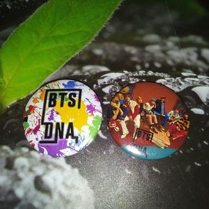 🎶BTS DNA Pins🎶